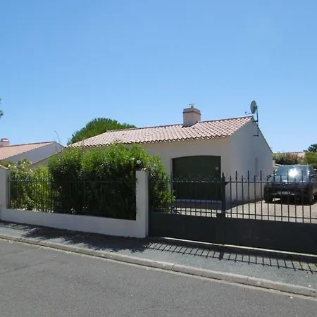 Dom wakacyjny Maison Avec Piscine Chauffee, Proche Plage, 3 Chambres, Jardin Cloture, Wifi Inclus A St Hilaire De Riez - Fr-1-652-44 *