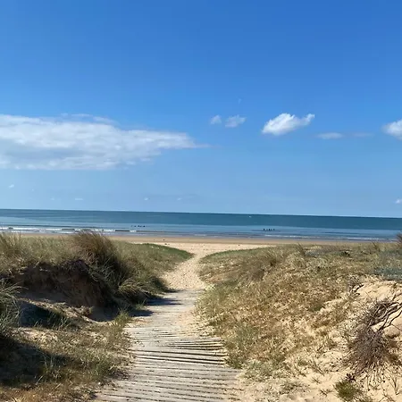 Maison Avec Piscine Chauffee, Proche Plage, 3 Chambres, Jardin Cloture, Wifi Inclus A St Hilaire De Riez - Fr-1-652-44 בית נופש סנט-אילר-דה-רייה