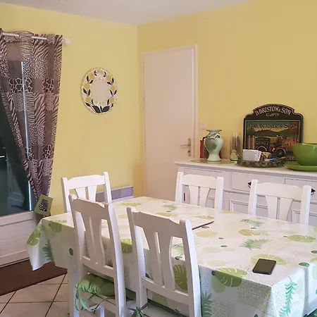 Maison Avec Piscine Chauffee, Proche Plage, 3 Chambres, Jardin Cloture, Wifi Inclus A St Hilaire De Riez - Fr-1-652-44 Holiday home Saint-Hilaire-de-Riez