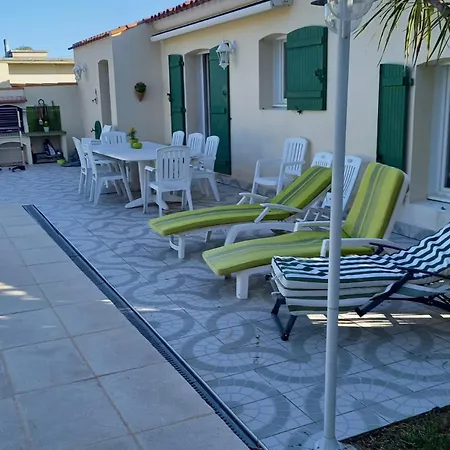 Maison Avec Piscine Chauffee, Proche Plage, 3 Chambres, Jardin Cloture, Wifi Inclus A St Hilaire De Riez - Fr-1-652-44 * סנט-אילר-דה-רייה